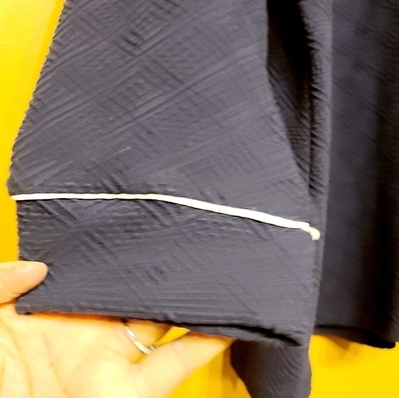 Crown & Ivy | Navy Blue & White Country Roads II Signature Blouse (Size XXL) - Picture 5 of 8